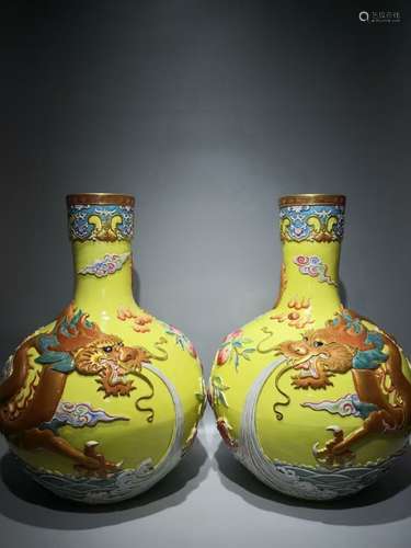 Qing Emperor Qianlong Period Mark, Famille Rose Glazed Fish ...