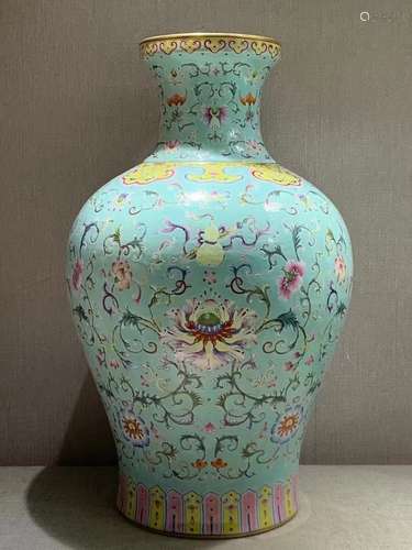 Qing Emperor Qianlong Period Mark, Famille Rose Glazed With ...