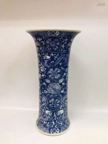 Qing Dynasty Kangxi Period Made Mark, Blue and White Flower ...
