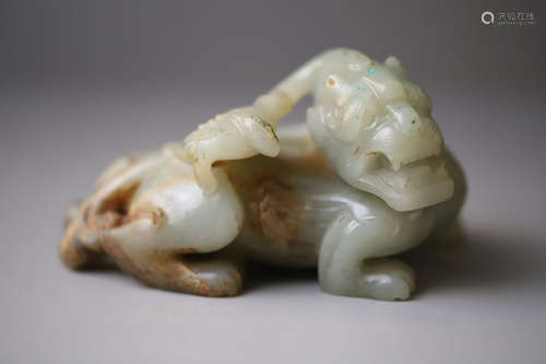 A Jade Flying Beast with Man Figure Oranment