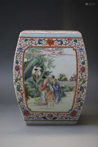 A Famille Rose Character Porcelain Jar