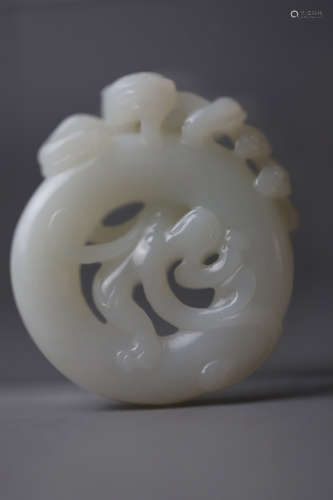 A White Jade Dragon Pattern Pendant