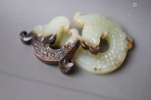 A Dragon Pattern Jade Pendant Ornament