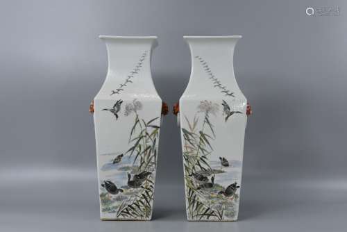 Light colored square vase in late Qing Dynasty