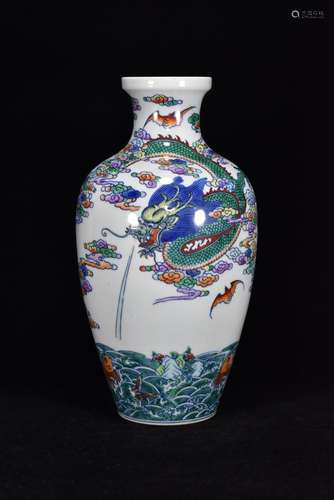 Emperor Qianlong of the Qing Dynasty made a bucket of colorf...