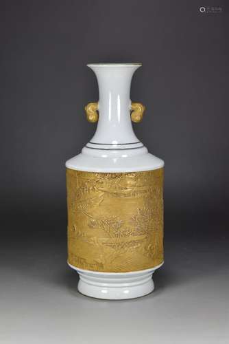 Qing Qianlong imperial egg white glaze engraving gold qingmi...