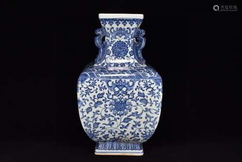 Qing Qianlong year blue and white twined four bottles