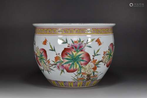 Qing Qianlong year pastel pot with nine peach lines