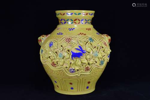 Yuan Dynasty Bai Hu Gu Kiln yellow glaze hand pinch flower d...