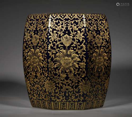 A QING DYNASTY JI BLUE GLAZE GOLD DRAWING FLOWER GARDEN STOO...