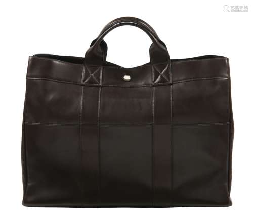 HERMÈS2002Sac FOURRE-TOUTVeau gras marronGarniture métal arg...