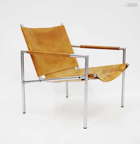 Martin Visser, een 'SZ 02' fauteuil