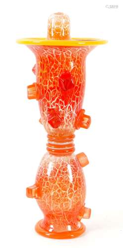 Een grote oranje glazen vaas, Bernard Heesen, Oude Horn
