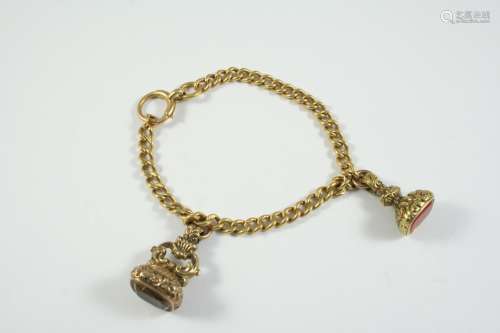 AN 18CT GOLD CURB LINK BRACELET each link stamped for 18ct, ...