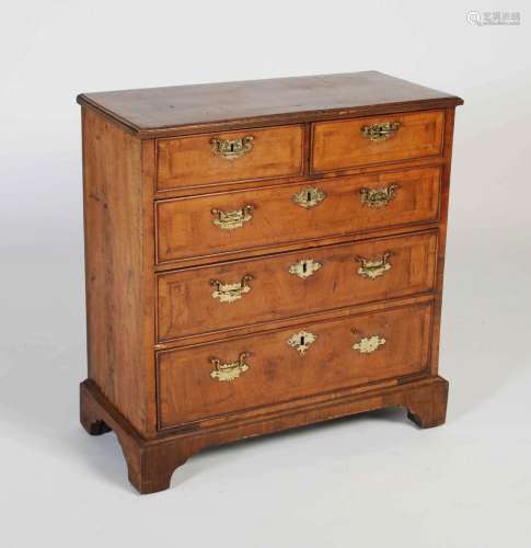 A 18th century walnut bachelor's chest of neat proportions, ...