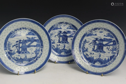 Three Chinese Export Blue and White Dishes. 19th C.