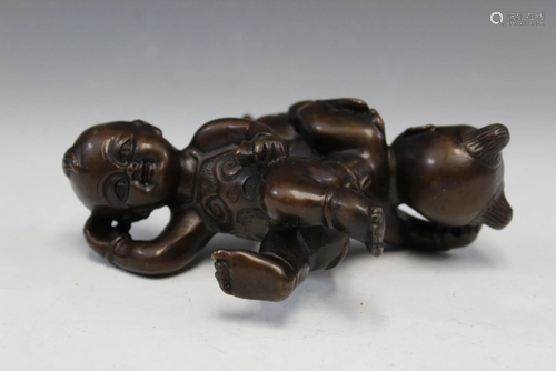 Chinese bronze figure.