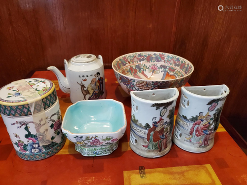 Five Chinese decorative porcelain items.