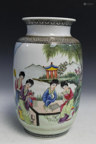 Chinese Famille Rose Porcelain Vase