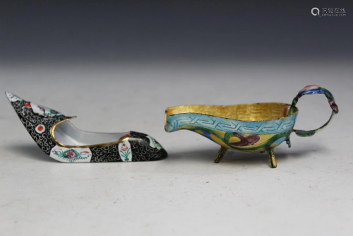 Two Chinese Enamel Items