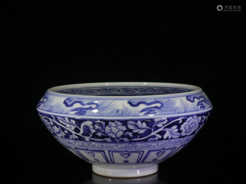 Qing Dynasty Blue White 'Floral' Washer