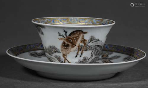 A QING DYNASTY INK COLOR DEER CUP