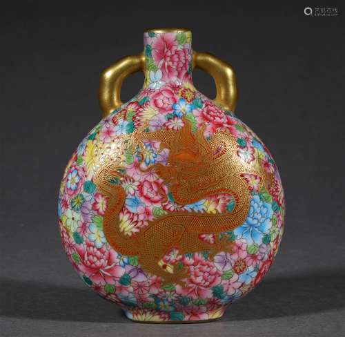 A QING DYNASTY FAMILLE ROSE GOLD DRAWING DRAGON GRAIN MOON F...