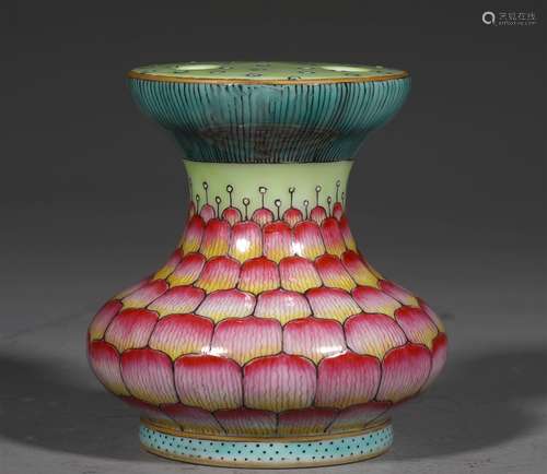 A QING DYNASTY FAMILLE ROSE LOTUS BOTTLE