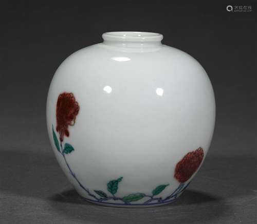 A QING DYNASTY BLUE AND WHITE UNDERGLAZE RED APPLE ZUN