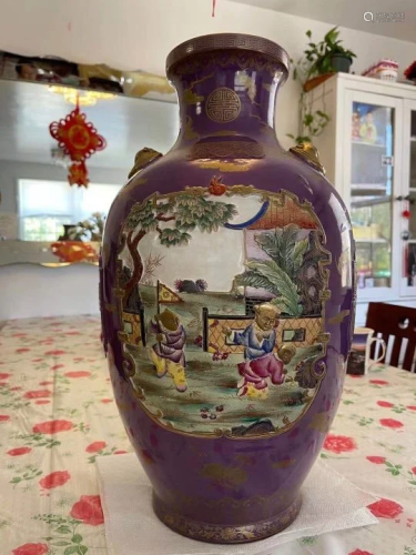 Large Vase, Estate Decor