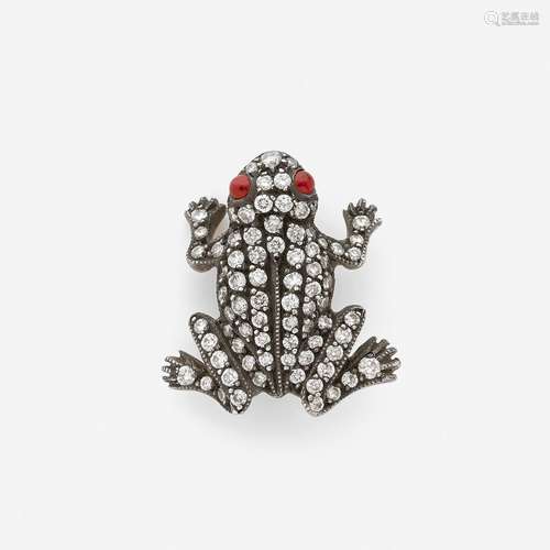 BROCHE GRENOUILLE En or et argent pavée de diamants. Les yeu...