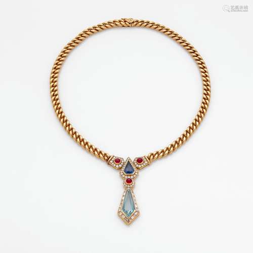 BULGARI COLLIER En or jaune, à maillons gourmette, motif en ...