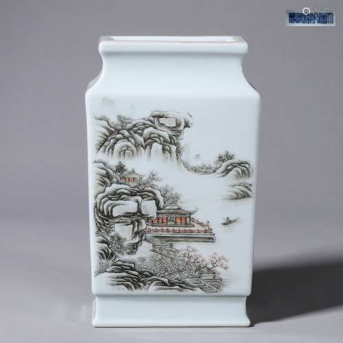 Chinese porcelain bottle with pattern of ink landscape