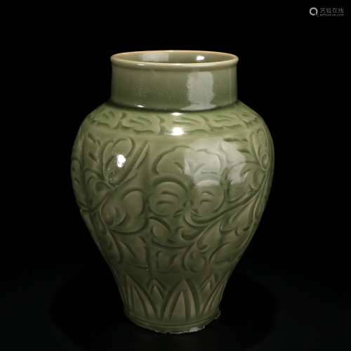 Chinese Yaozhou kiln porcelain bottle