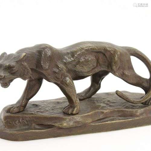 Louis Albert CARVIN (1875-1951) Lionne BRONZE à patine brune...