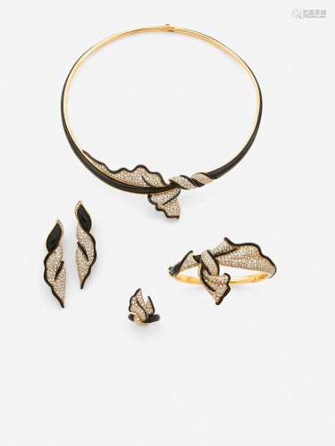 FRED Collier, bracelet, bague et paire de pendants d'oreille...
