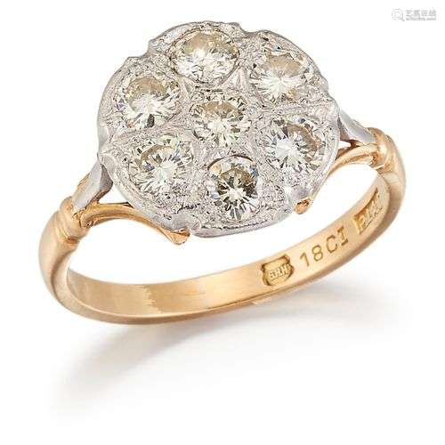 BAGUE CLUSTER EN DIAMANT, sertie de sept diamants ronds de t...