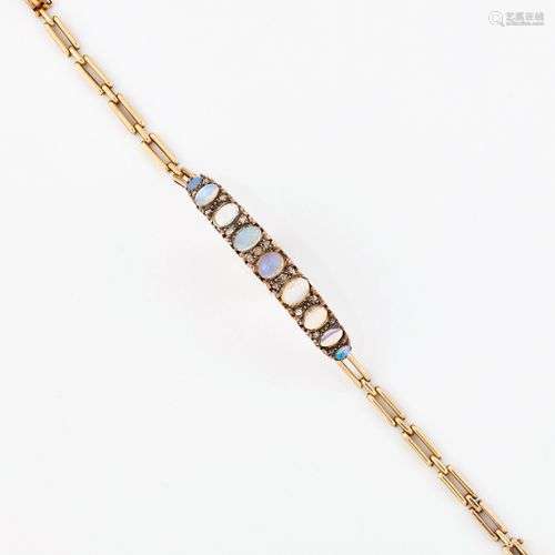 BRACELET EN OPALE ET DIAMANT DE LA FIN DE LA VICTORIENNE, op...