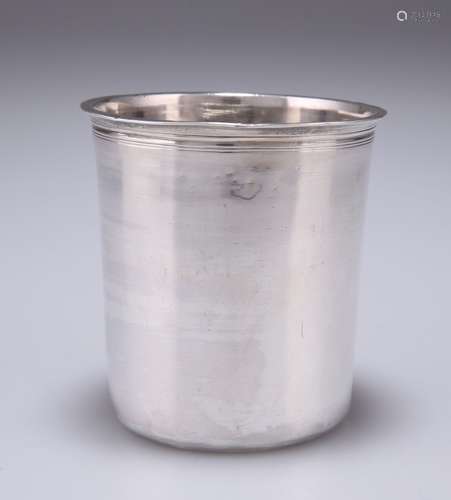 UN BEAKER ITALIEN EN ARGENT, Turin, milieu du 19ème siècle, ...