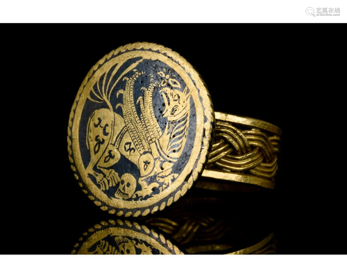 STUNNING MEDIEVAL GOLD RING WITH NIELLO GRYPHON