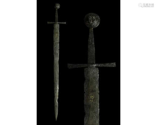 MEDIEVAL IRON SWORD WITH INLAID PATTERN ON BLADE