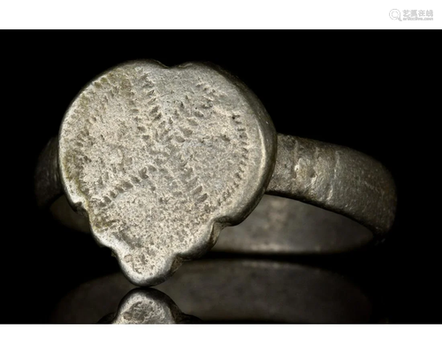 MEDIEVAL SILVER RING WITH X PATTERN ON BEZEL