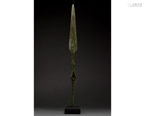 LONG ANCIENT BRONZE SPEAR HEAD