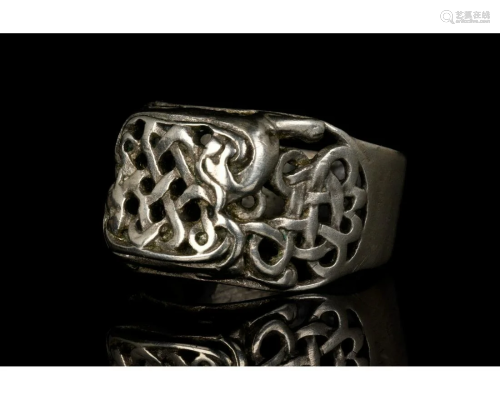 POST MEDIEVAL VIKING STYLE SILVER RING