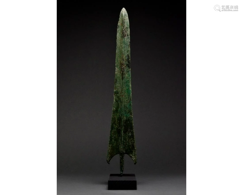 ANCIENT BRONZE LONG SPEAR HEAD - SUPERB PATINA