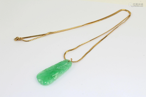 A Green Color Jadeite Jade Pendant with 14K Gold N