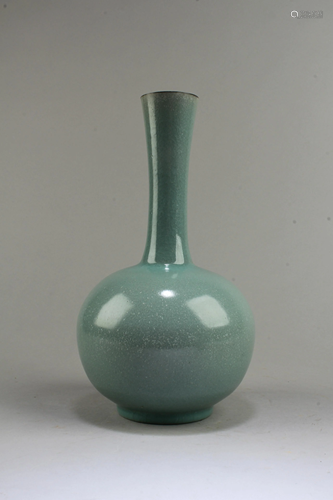 Chinese Ruyao Vase