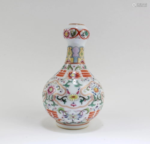 Chinese Porcelain Vase