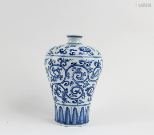 Chinese Blue & White Meiping Vase