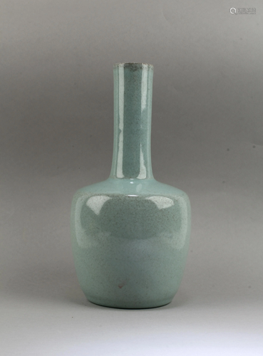 Chinese Ruyao Vase